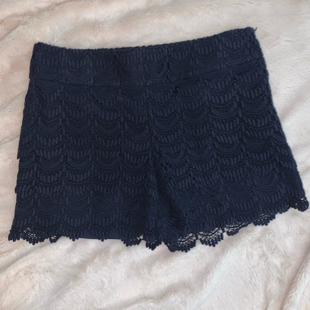 Loft Tiered Crochet Shorts 🤩 - Picture 1 of 8